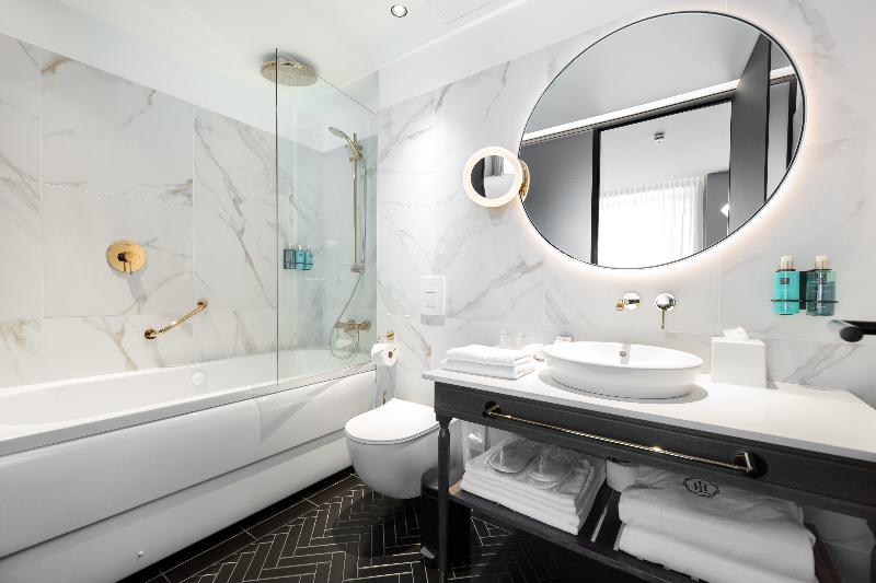 발코니 수피리어 룸, Movenpick Hotel Tallinn