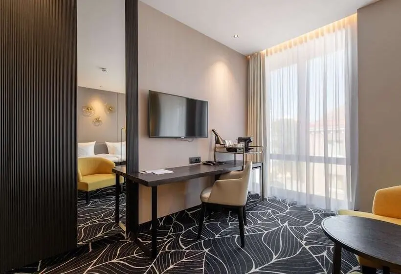اتاق سوپریور با بالکن, Movenpick Hotel Tallinn