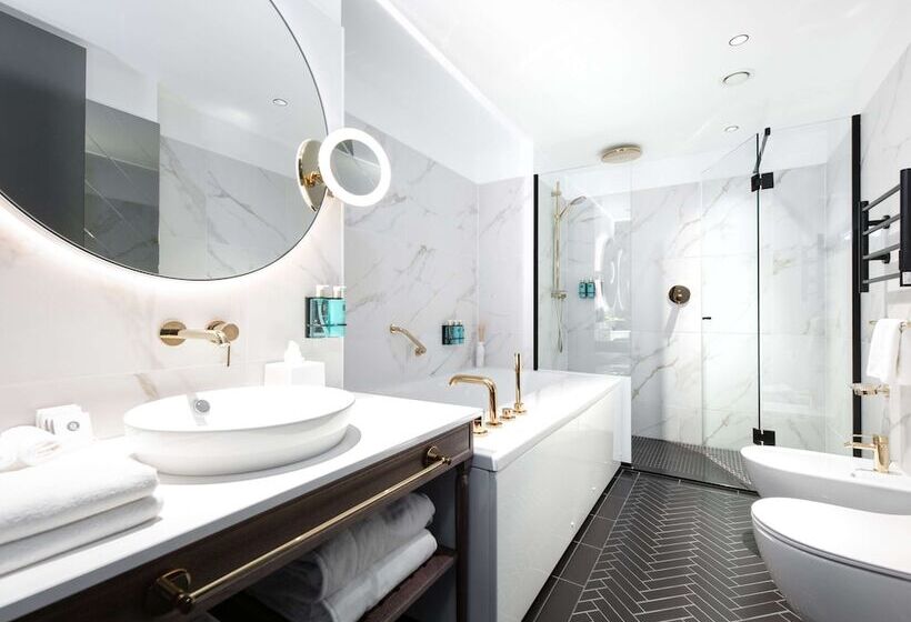 이그제큐티브 스위트룸 - 발코니, Movenpick Hotel Tallinn