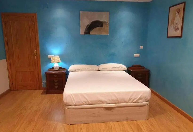 スイート, Hostal Alfil