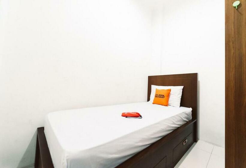 スタンダードシングルルーム, Koolkost Syariah Near Alun Alun Kota Bandung