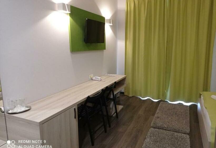 장애인을 위한 스탠다드 룸, Altus Hotel & Spa