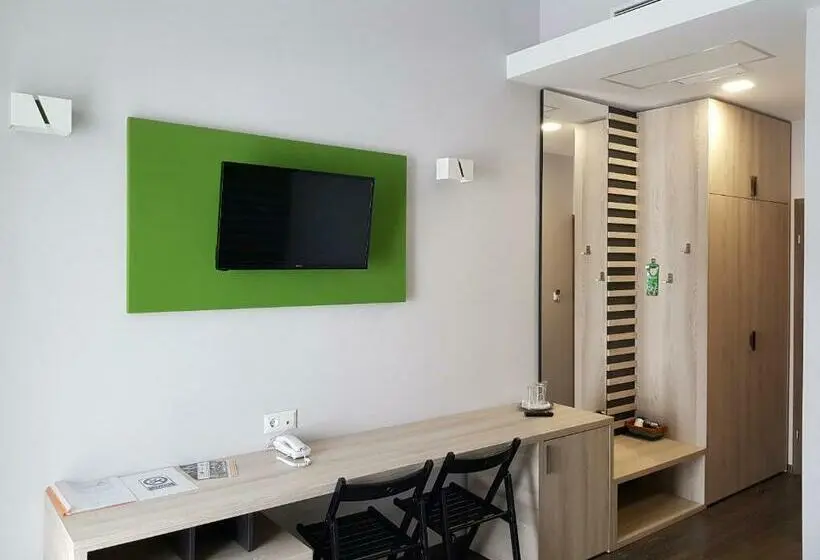 バルコニー付きスタンダードルーム, Altus Hotel & Spa