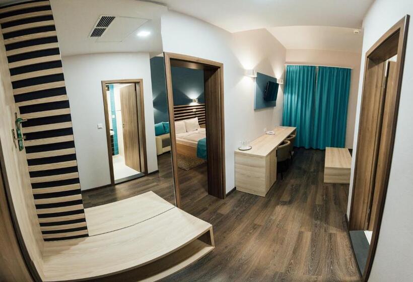 발코니가 있는 스위트, Altus Hotel & Spa