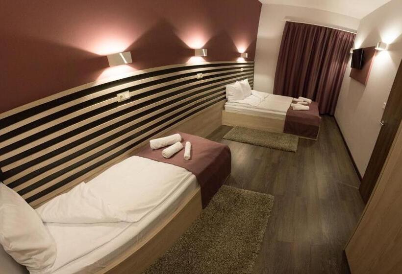 발코니가 있는 스위트, Altus Hotel & Spa