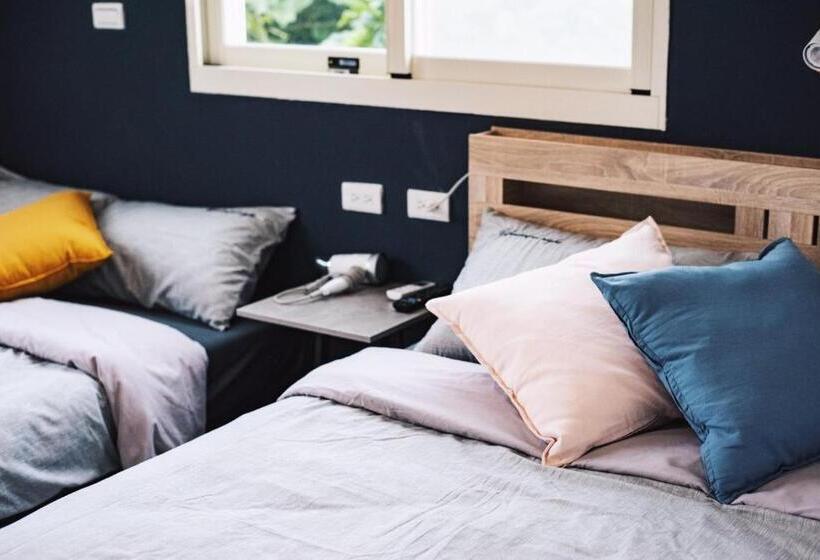 اتاق استاندارد, Go On Vacation Hostel Green Island