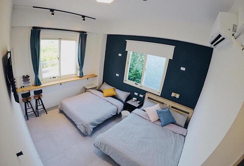 اتاق استاندارد, Go On Vacation Hostel Green Island