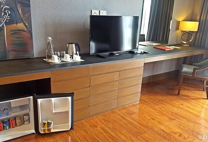 غرفة ديلوكس مطلّة علي البحر, Bravo Hotel And Resorts