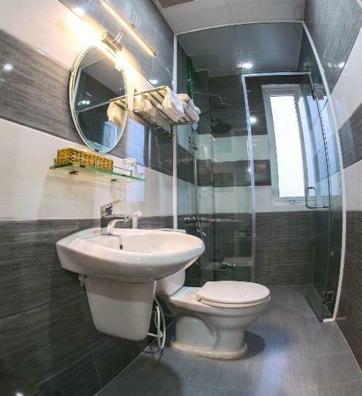 سوییت, Khách Sạn Vĩnh Hội