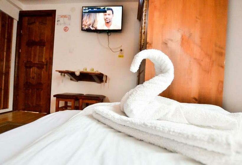 标准间, Gyongyver Panzio