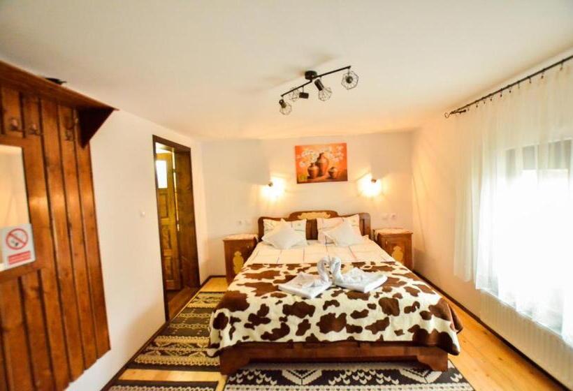 标准间, Gyongyver Panzio