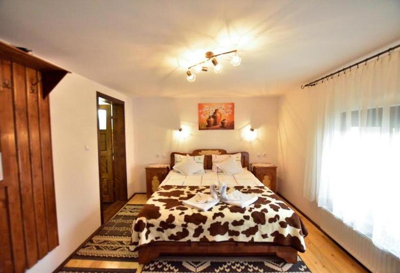 标准间, Gyongyver Panzio