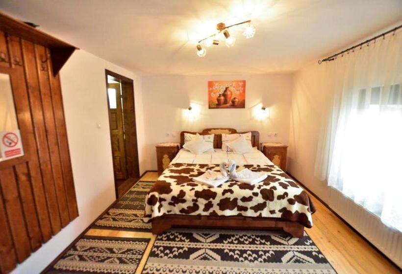 标准间, Gyongyver Panzio