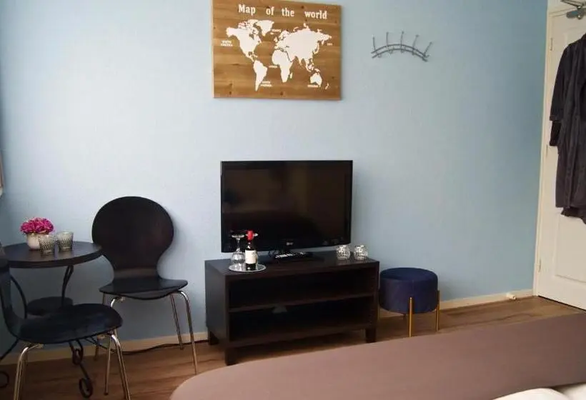 Standard room with outdoor bath, The Studio Guesthouse