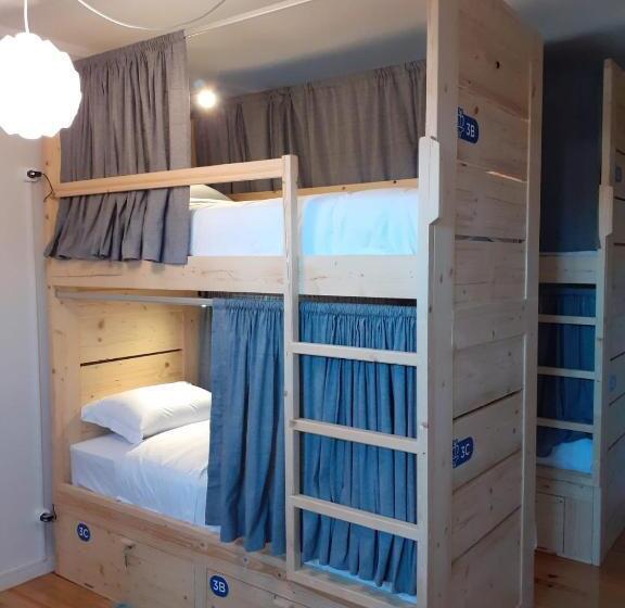 تختخواب در اتاق مشترک, Fonte Branca Sé Hostel