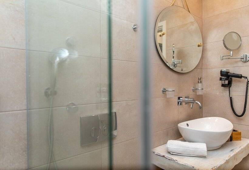 Люкс Вид на Море с Гидромассажем, Mythology Naxos Villas & Suites