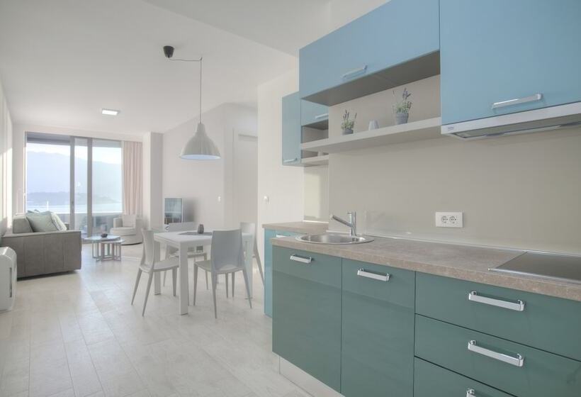 آپارتمان 1 خوابه با چشمانداز دریا, Royal Gardens Paradise