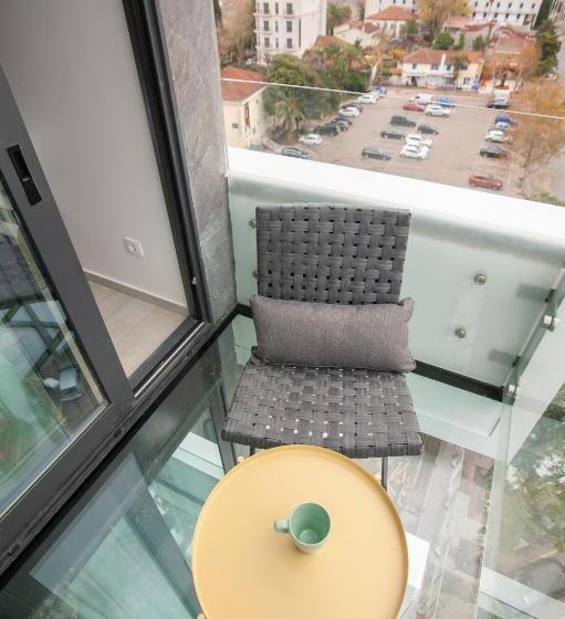 آپارتمان 1 خوابه با چشمانداز دریا, Royal Gardens Paradise