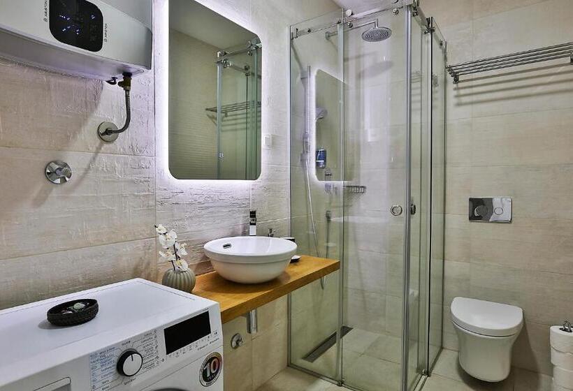 آپارتمان 1 خوابه با چشمانداز دریا, Royal Gardens Paradise