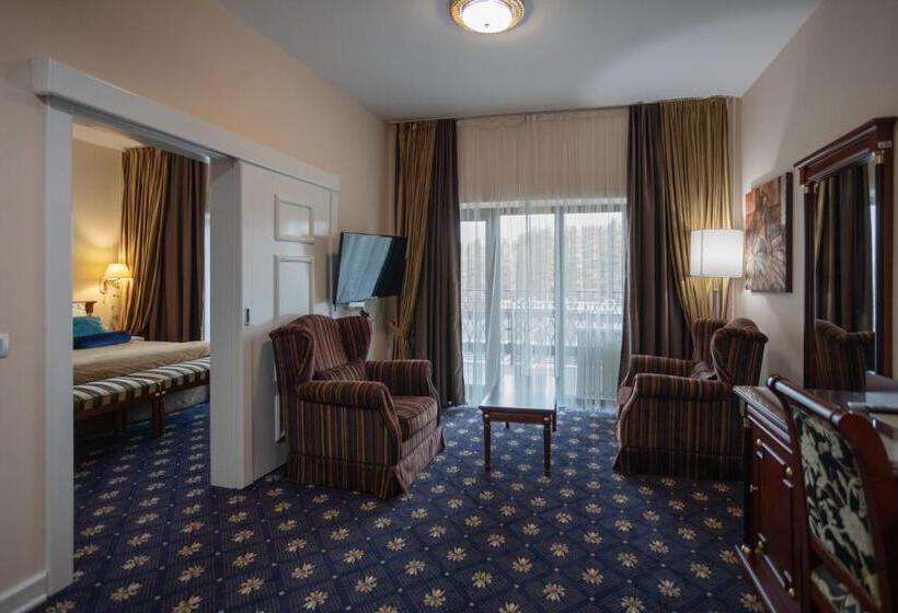 سوییت جونیور, A Hoteli Grand&sky Hotel Tornik