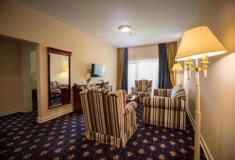 سوییت جونیور, A Hoteli   Grand&sky Hotel Tornik