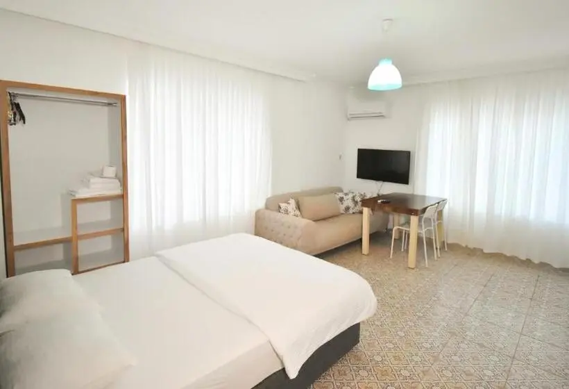 استودیوی استاندارد, Anatolian Homes & Apart