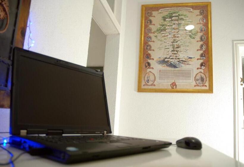 استودیوی استاندارد, Apartments Seyda