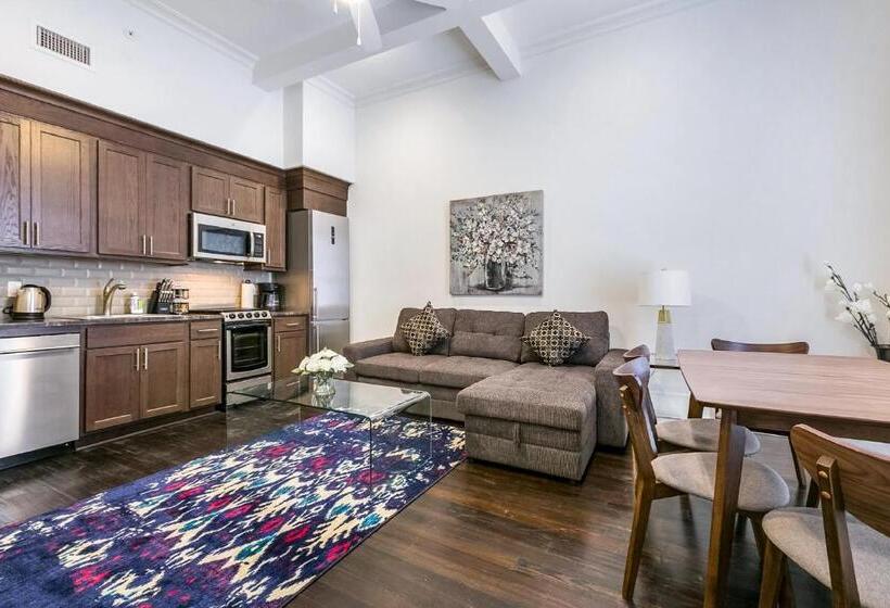 آپارتمان 1 خوابه, 1 And 2 Br Private Condos Steps Away From French Quarter