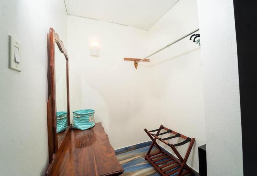 Deluxe Suite King Bed, Blue Skies Beach Resort