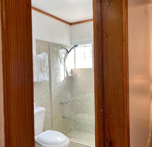 سوییت, Blue Skies Beach Resort