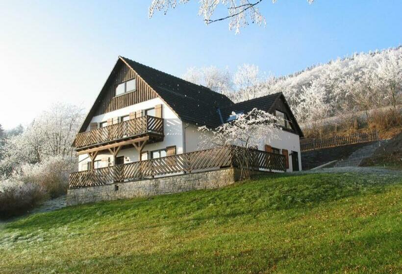 Huoneisto 1 Makuuhuone, In Der Waldemei