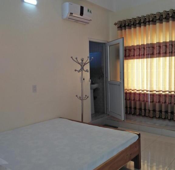 Deluxe Rum, Khách Sạn Hà Phương