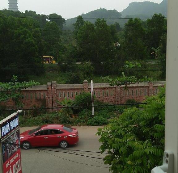 Standardrum Bergsutsikt, Khách Sạn Hà Phương