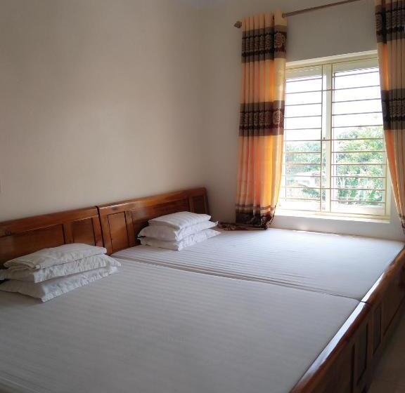 Standardrum Bergsutsikt, Khách Sạn Hà Phương