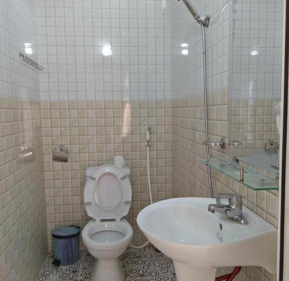 Standardrum Bergsutsikt, Khách Sạn Hà Phương