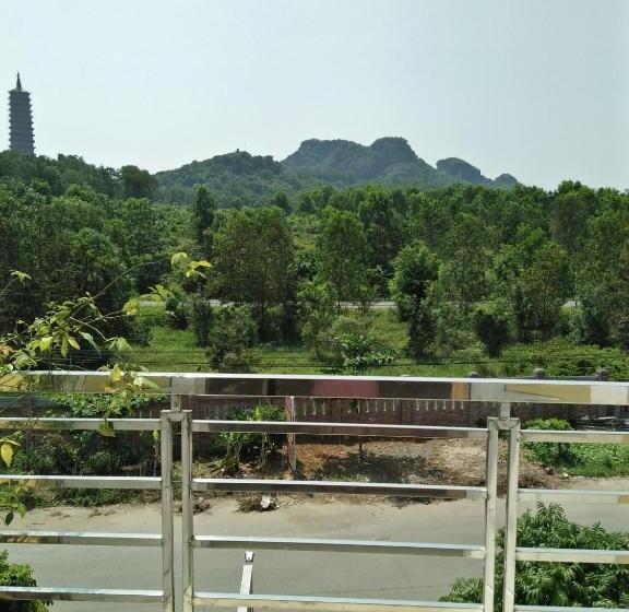 Standardrum Bergsutsikt, Khách Sạn Hà Phương