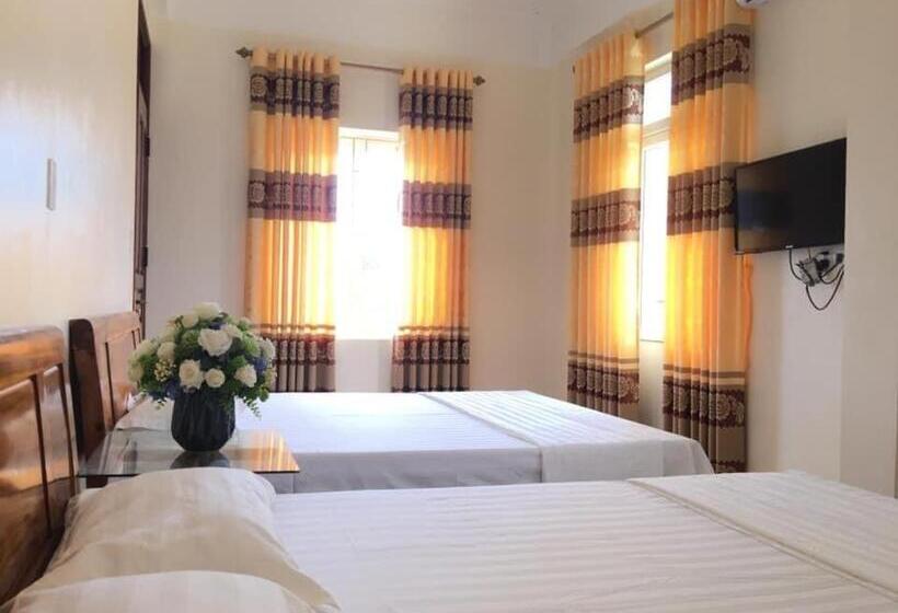 Standardrum Bergsutsikt, Khách Sạn Hà Phương