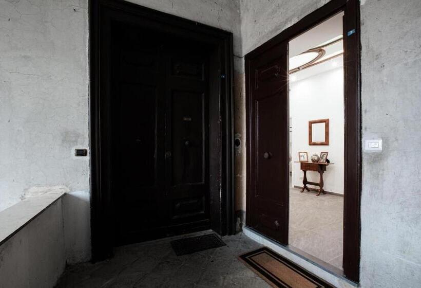 Quarto Deluxe, La Dimora Di Cornelia