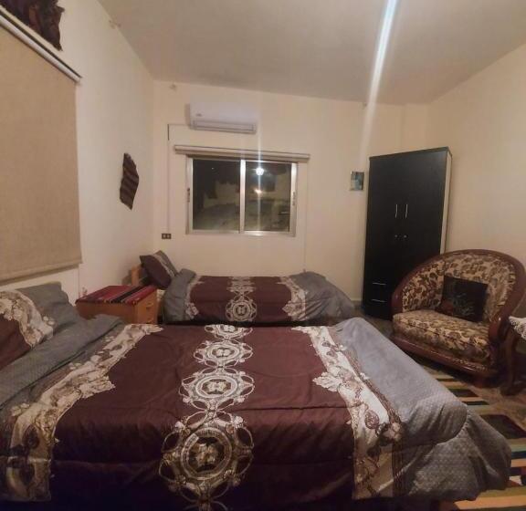 Economy Triple Room, The Old House