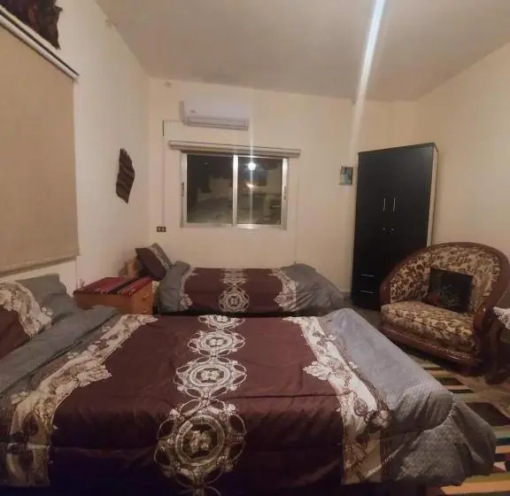 Economy Triple Room, The Old House