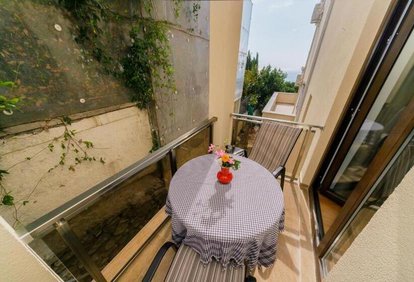 اتاق استاندارد با بالکن, Vila Fortuna