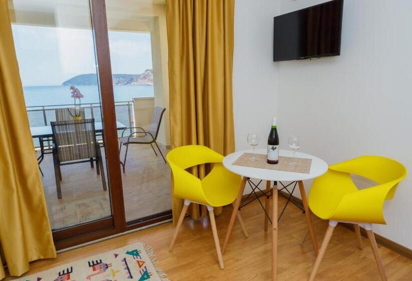 Deluxe Suite Sea View, Vila Fortuna