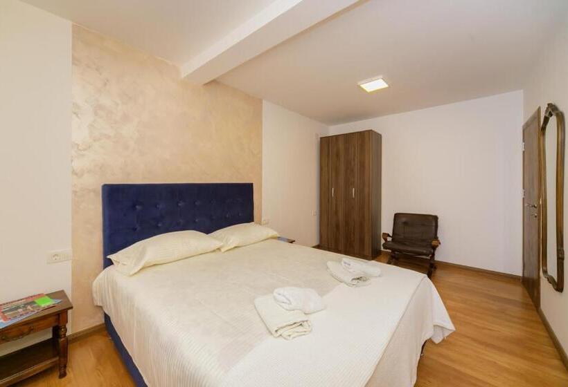 سوئیت 2 خوابه, Vila Fortuna