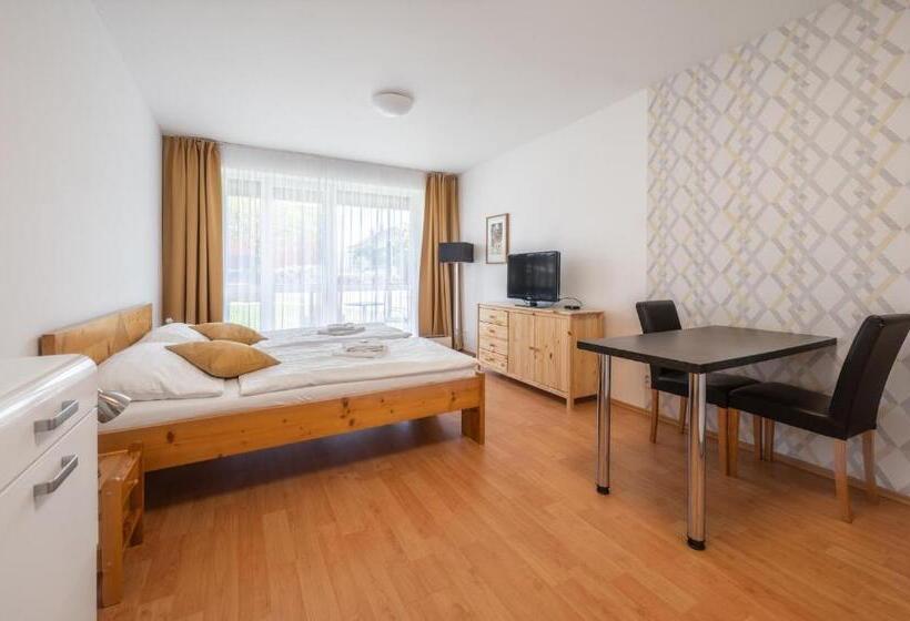 スタンダードスタジオ, Relax Park Třeboň I