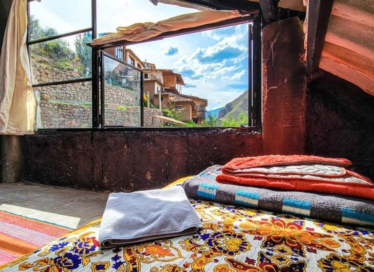 Standaardkamer met Uitzicht op de Bergen, Wolf Totem Steam Punk Guesthouse