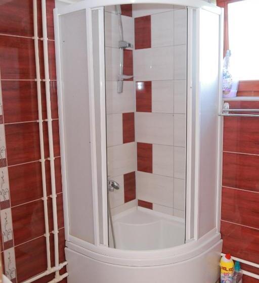 デラックスルーム, Vila Viktori