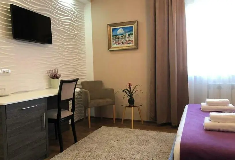 اتاق لوکس, Luxury Apartments 88