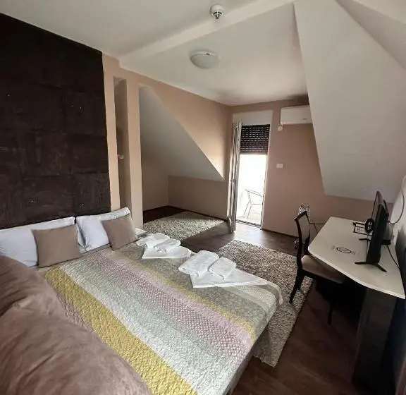 اتاق لوکس, Luxury Apartments 88