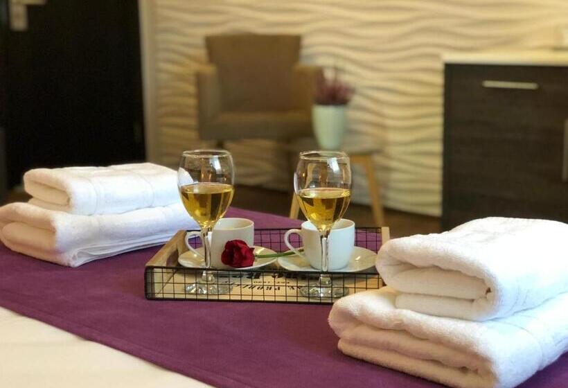 سوییت جونیور لوکس, Luxury Apartments 88