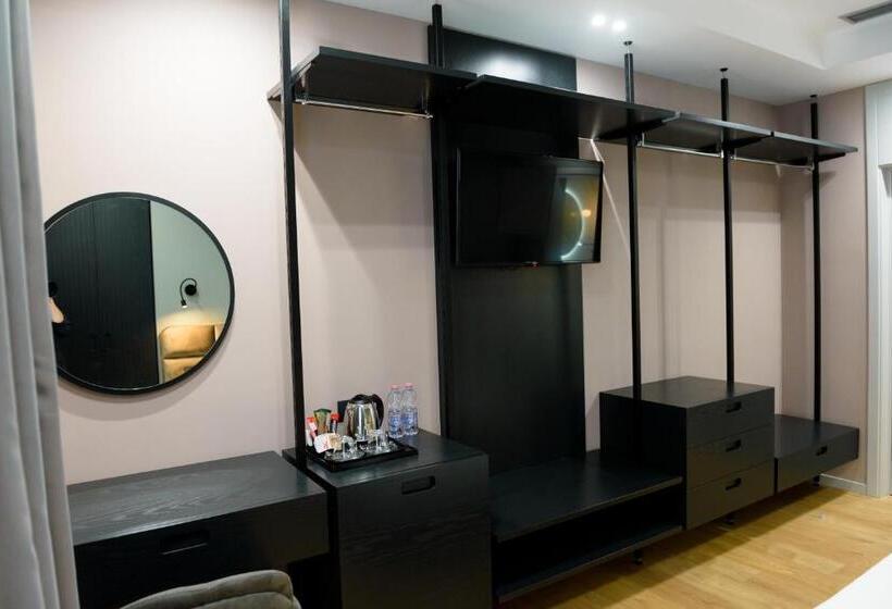 חדר סטנדרט, One